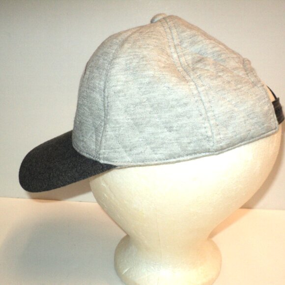 Old Navy Stay Wild Youth Cap Gray One Size Snap Back Wolf Coyote Excellent! - Picture 5 of 6